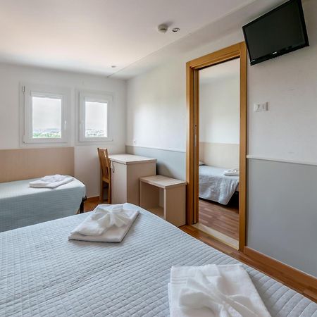 Hotel Stresa Rimini Esterno foto