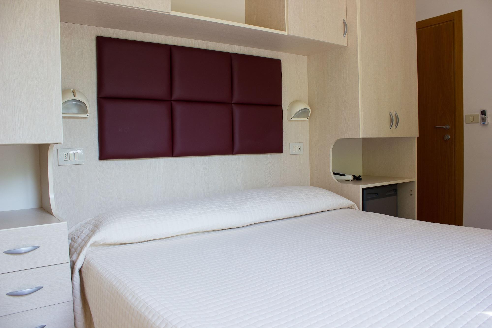 Hotel Stresa Rimini Esterno foto