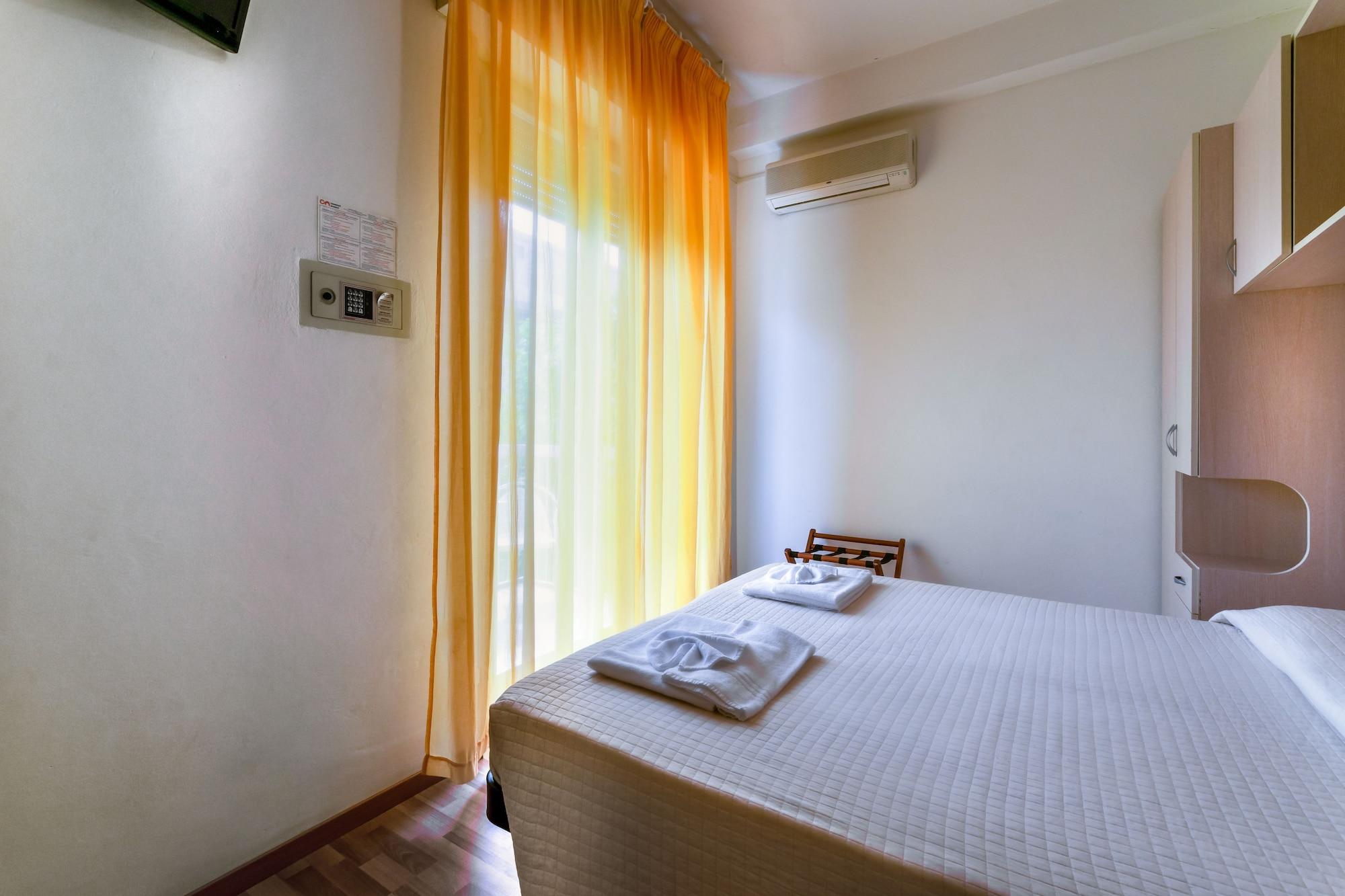 Hotel Stresa Rimini Esterno foto