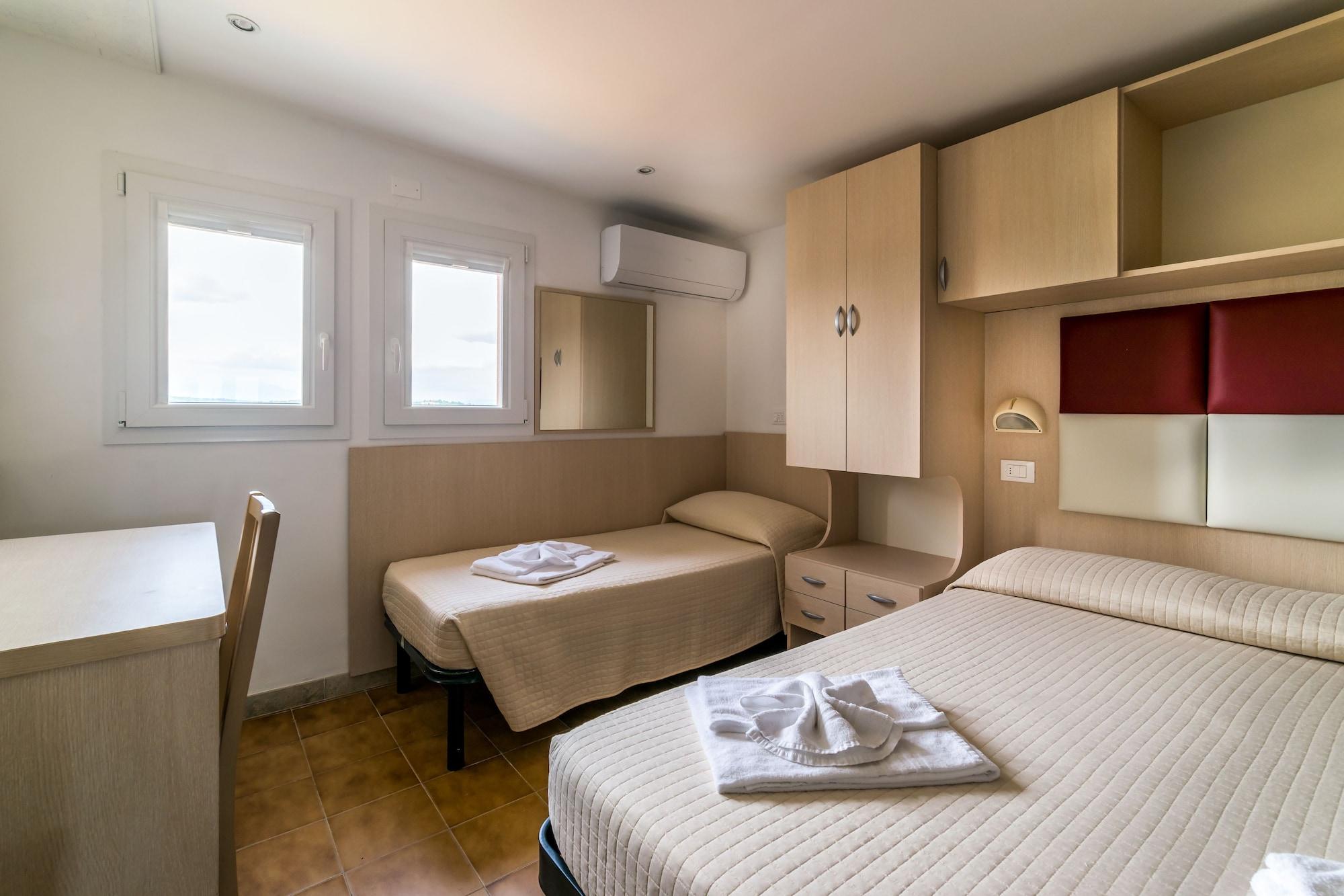 Hotel Stresa Rimini Esterno foto