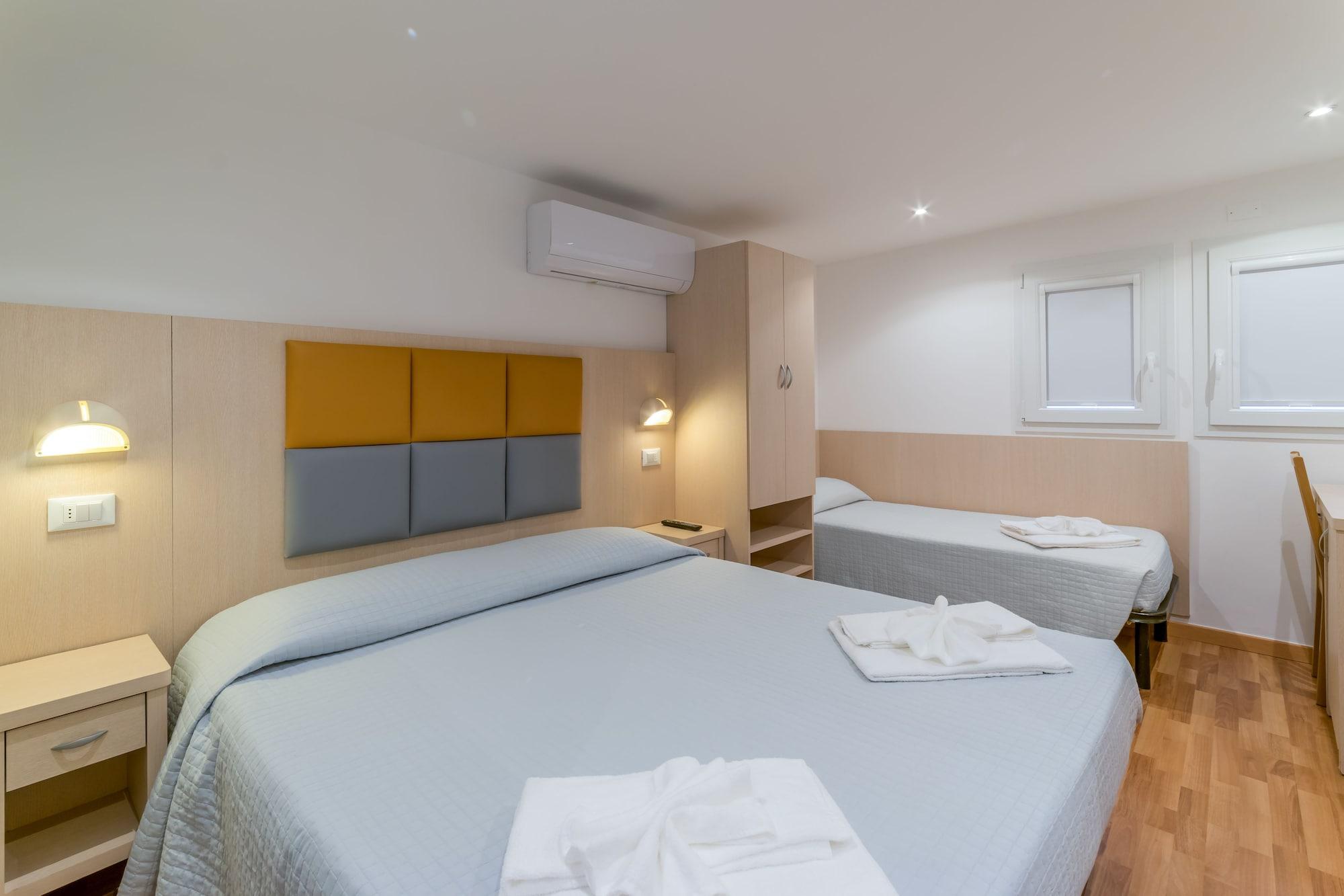 Hotel Stresa Rimini Esterno foto