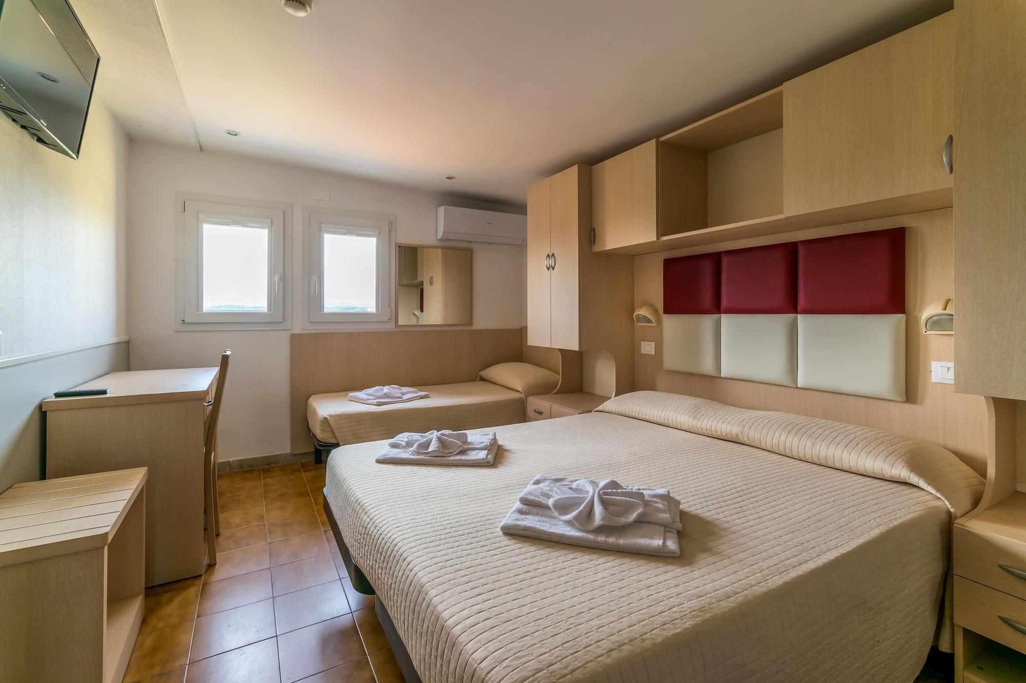 Hotel Stresa Rimini Esterno foto