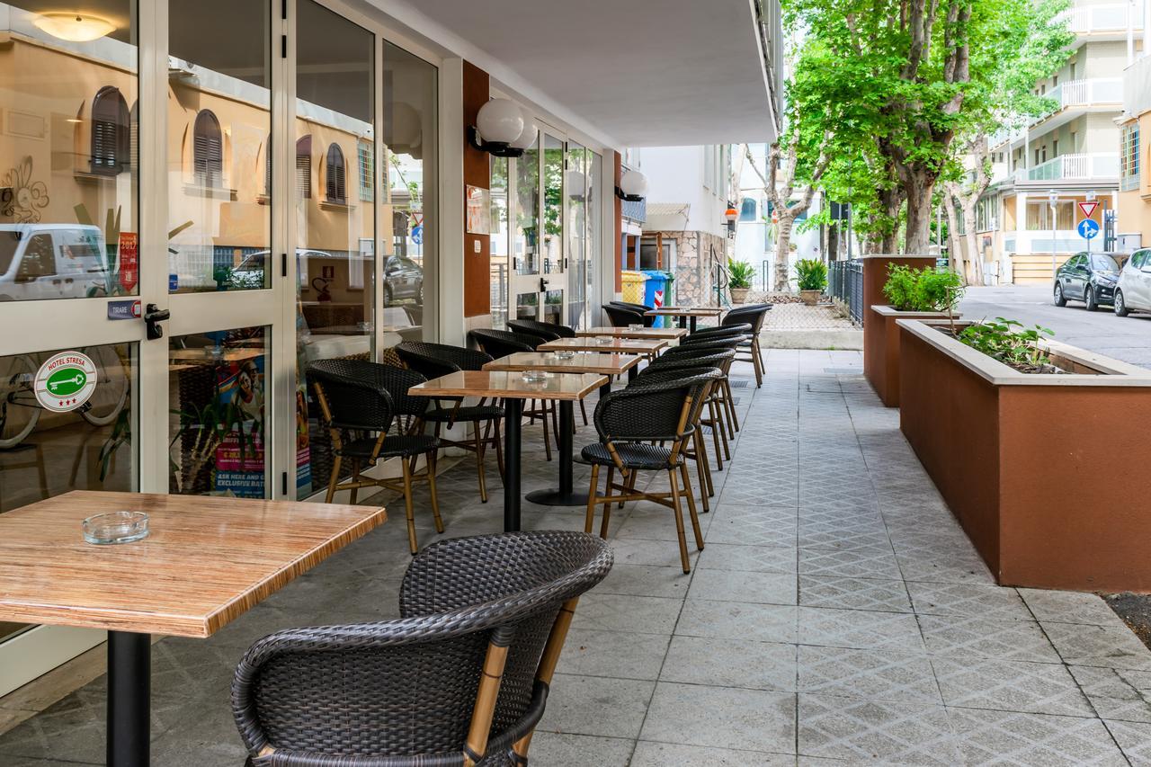 Hotel Stresa Rimini Esterno foto