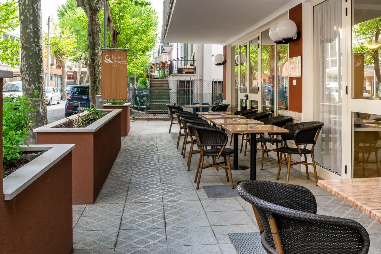 Hotel Stresa Rimini Esterno foto