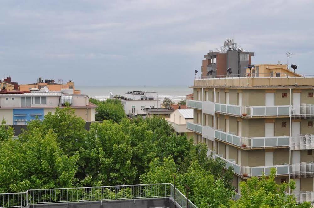 Hotel Stresa Rimini Esterno foto